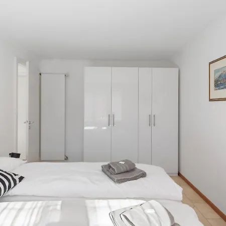 Casa La Palma By Interhome ロンコ・ソプラ・アスコナ